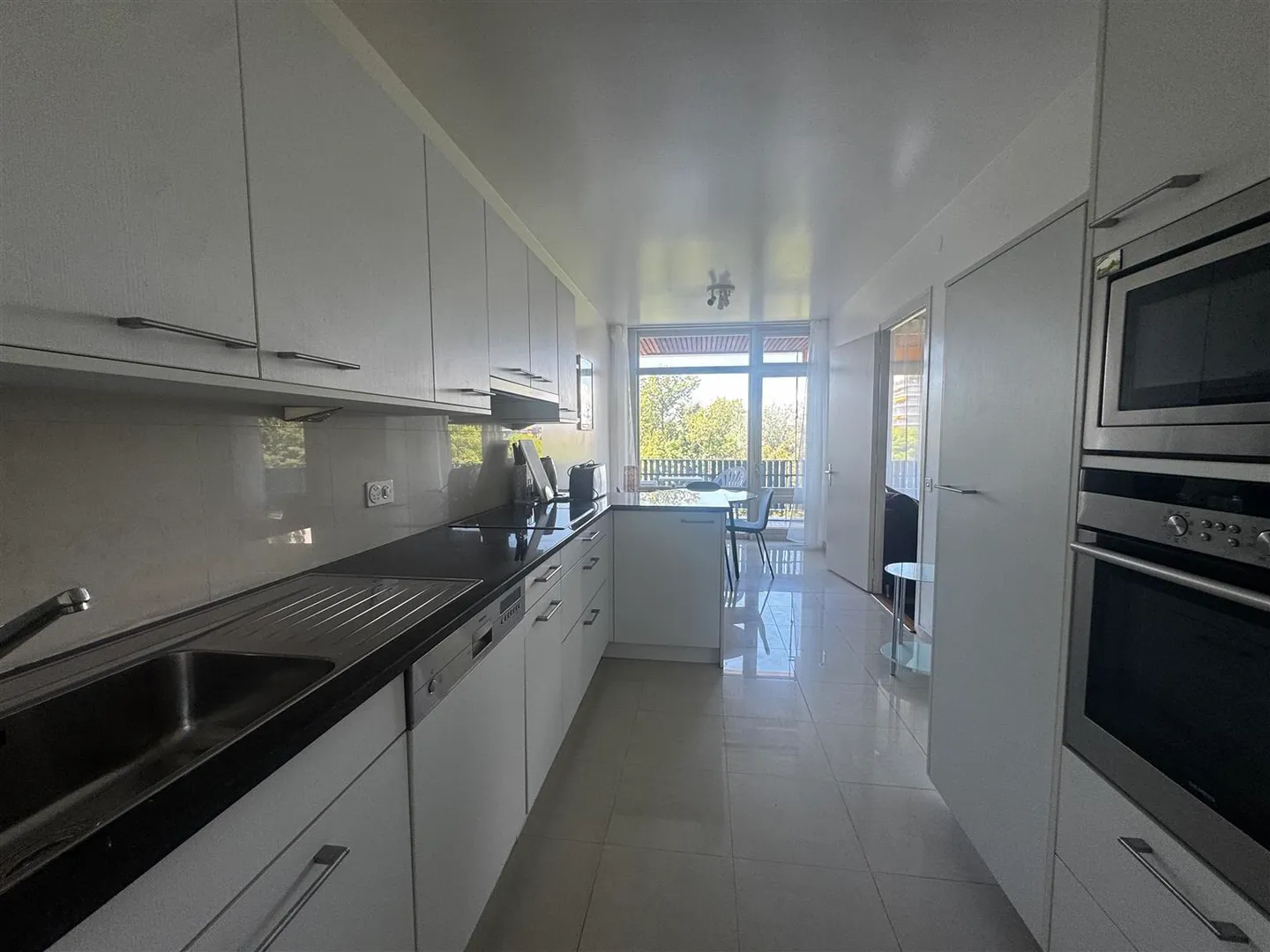 Appartamento Arredato con Balcone - Foto 2 di 5