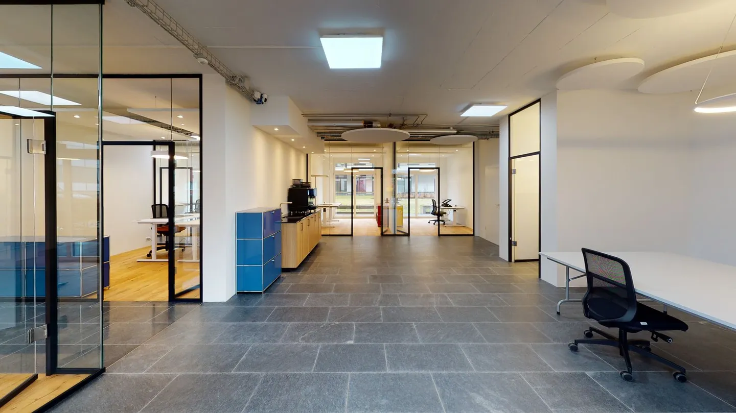 Most Modern Office in Baar/Zug – Your Strategic Location with Tax Benefits - Photo 2 of 10