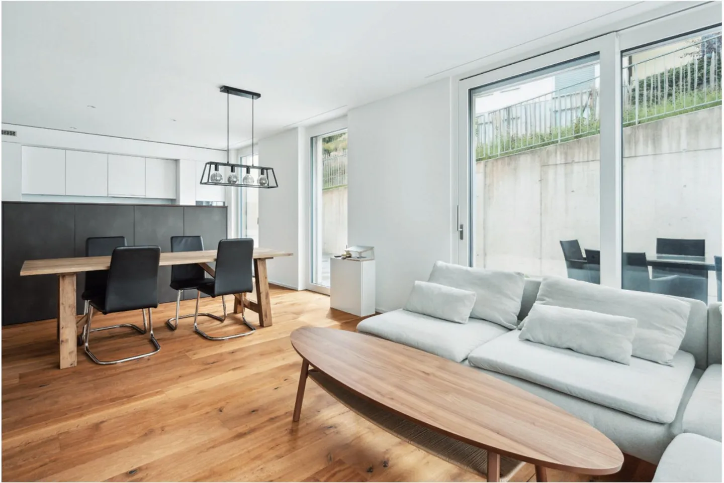 5.5 Room Apartment in the Green - Photo 2 of 6