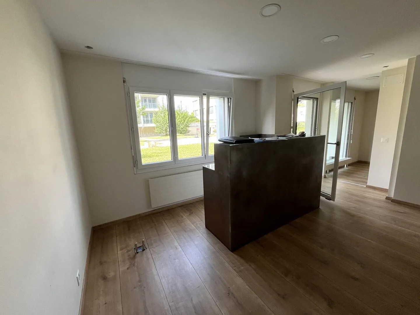 Commercial property for rent in the center of Geroldswil! - Photo 6 of 11