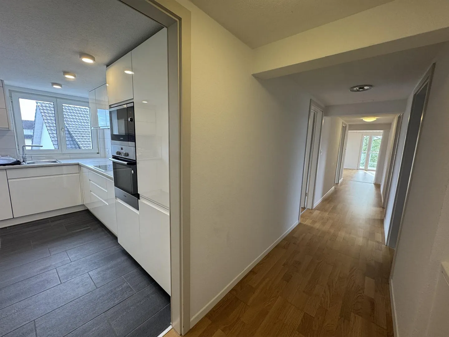 Charming 4.5-room attic apartment in Sommeri - Photo 1 of 10