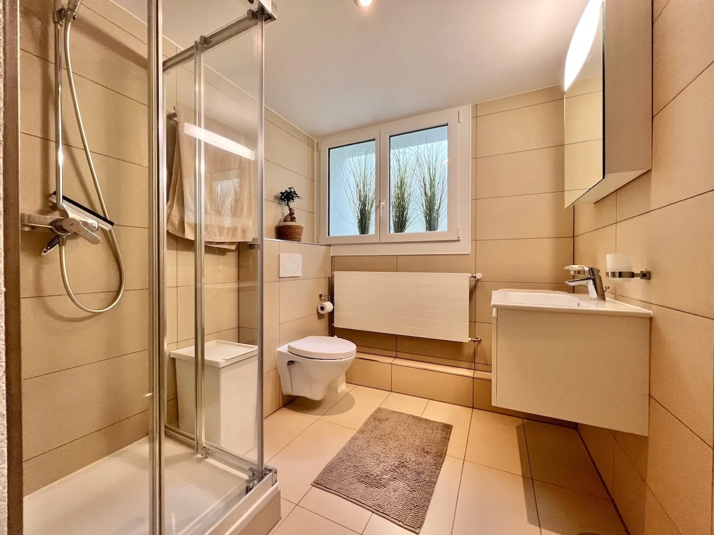 Charmante Villa mit Seeblick - Foto 13 von 15