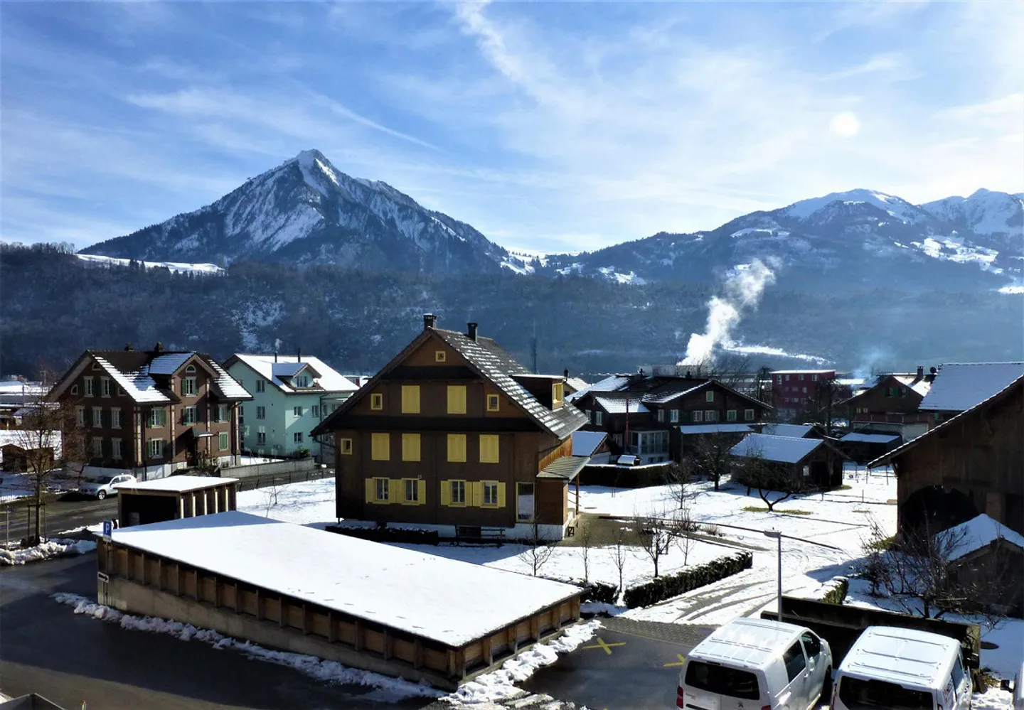 Bellissimo appartamento attico di 4,5 stanze, ben attrezzato - Foto 2 di 6