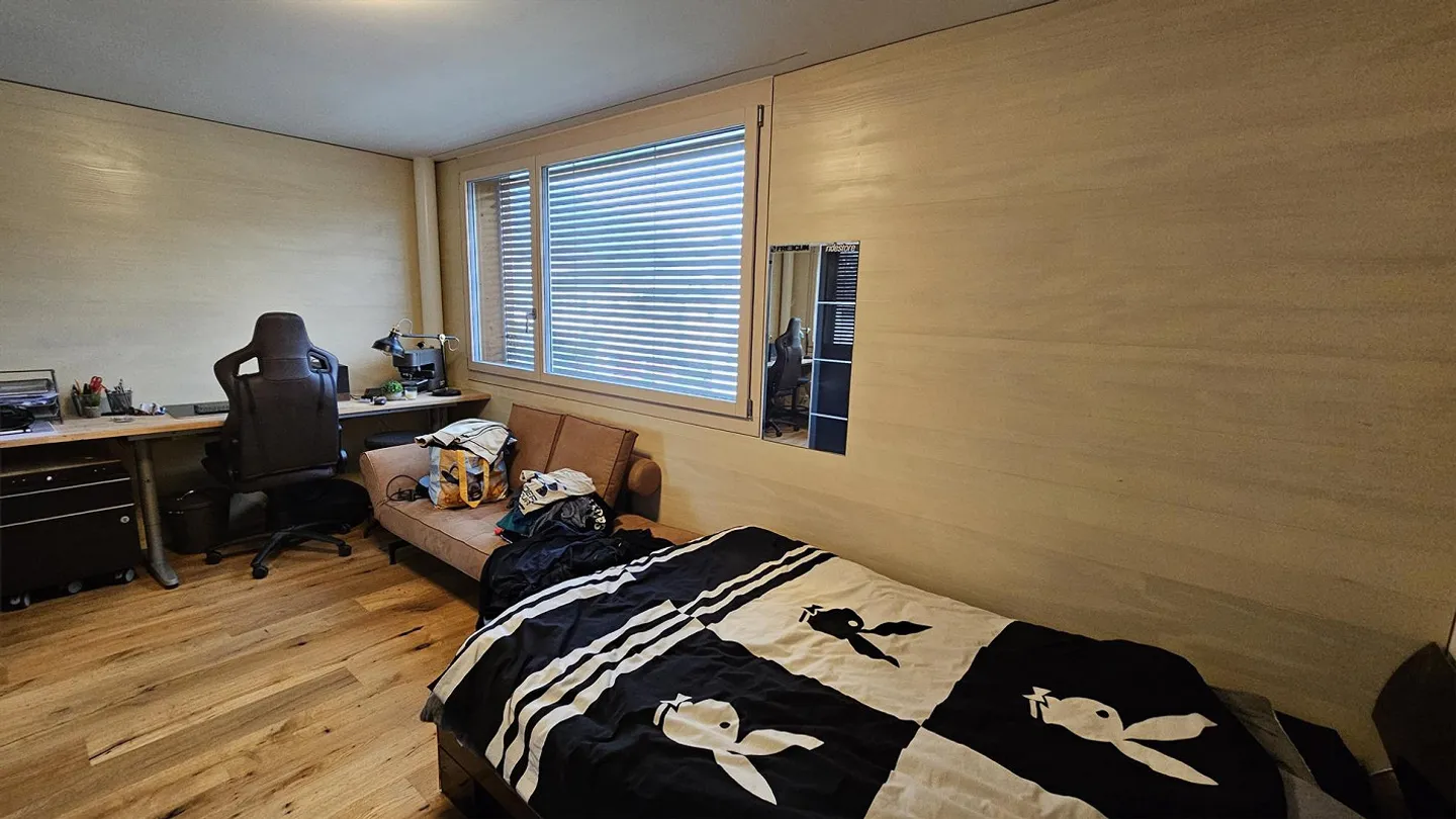 Bellissimo appartamento attico di 4,5 stanze, ben attrezzato - Foto 6 di 6