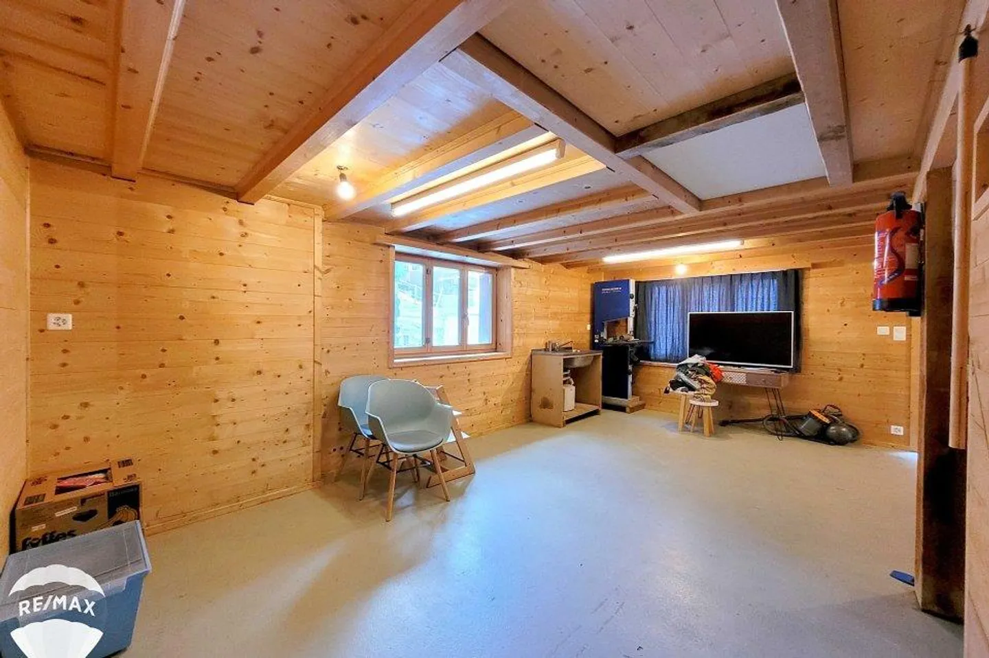 Mayen transformé en appartements et garage. - Photo 7 sur 13