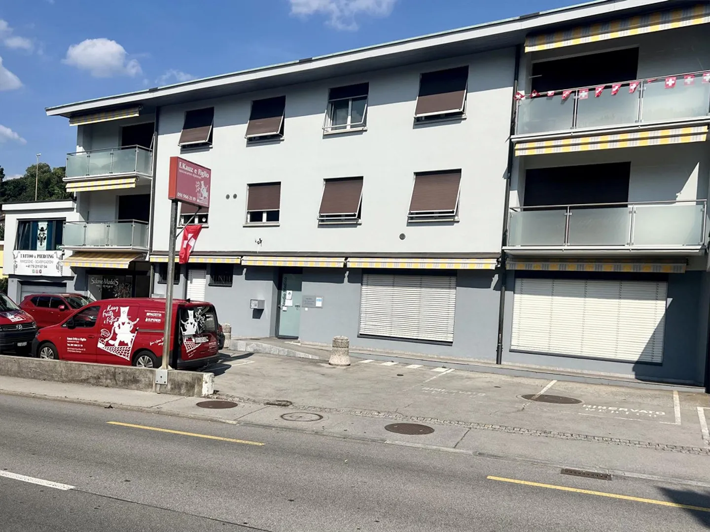 Proprietà in affitto area amministrativa 7 stanze a Vezia - Foto 9 di 9