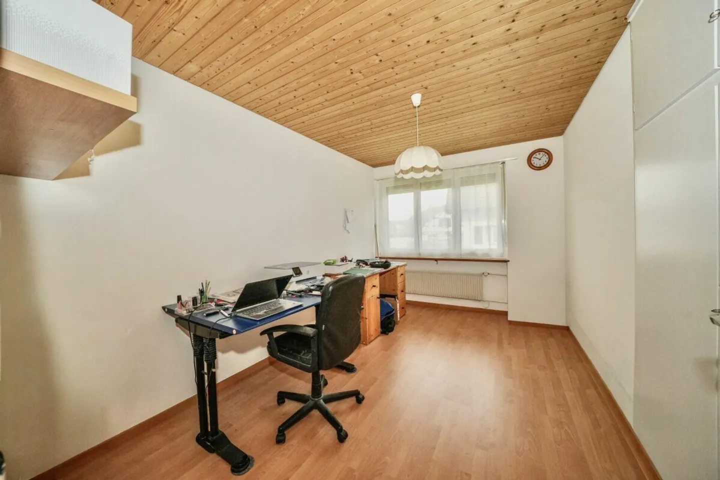 GROSSZÜGIGE WOHNUNG IN RUHIGER LAGE MIT WINTERGARTEN - Photo 10 sur 16