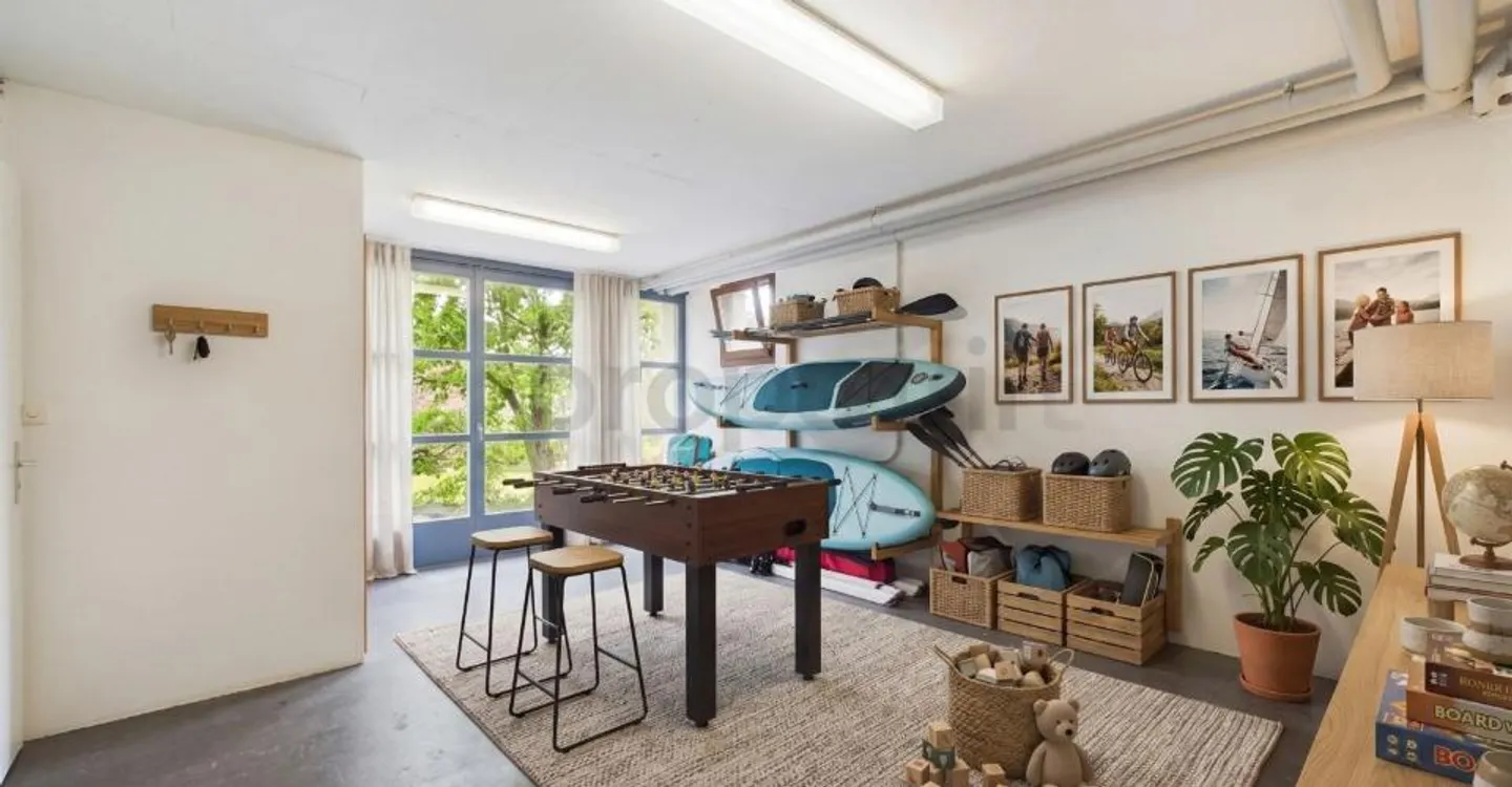 Light-flooded 143 m² maisonette with lake view, fireplace & large hobby rooms - Photo 9 of 12