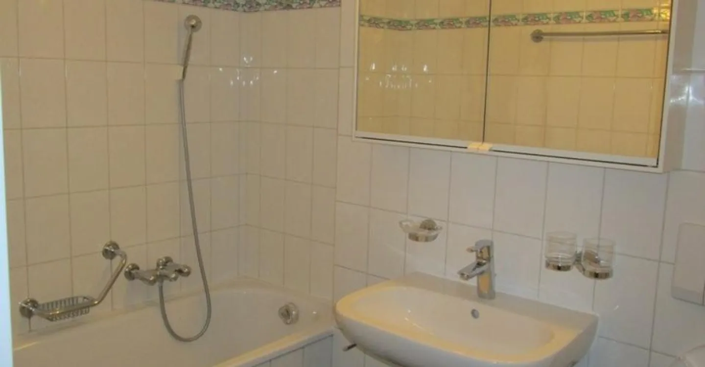 Appartamento spazioso vicino al centro - Foto 6 di 7