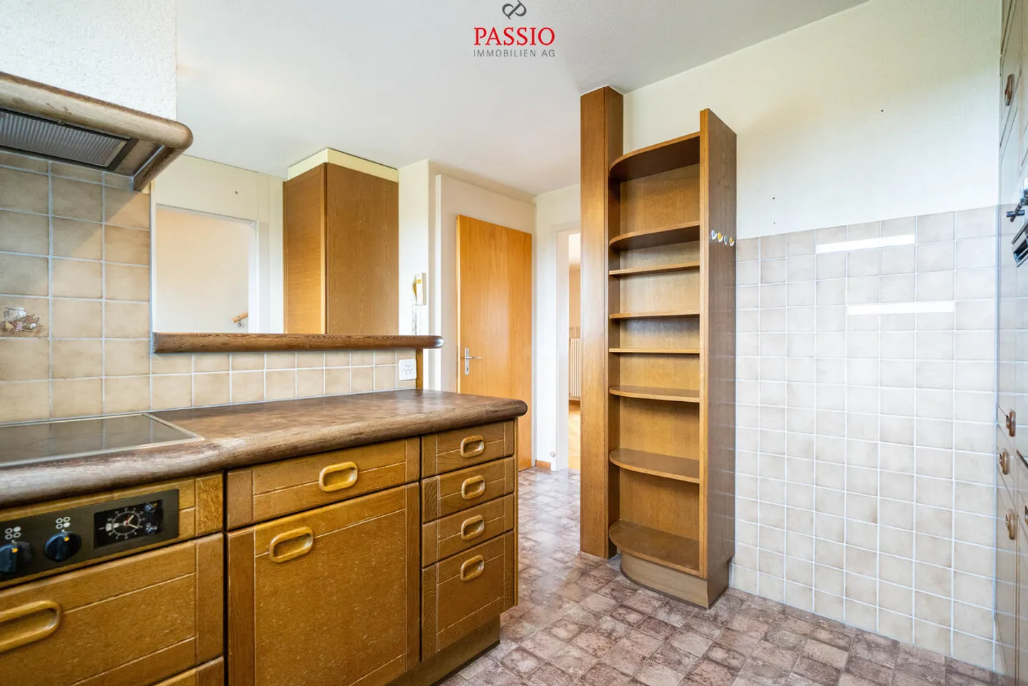 5.5-Room Semi-Detached House with Alpine View and Large Plot - Photo 8 of 28