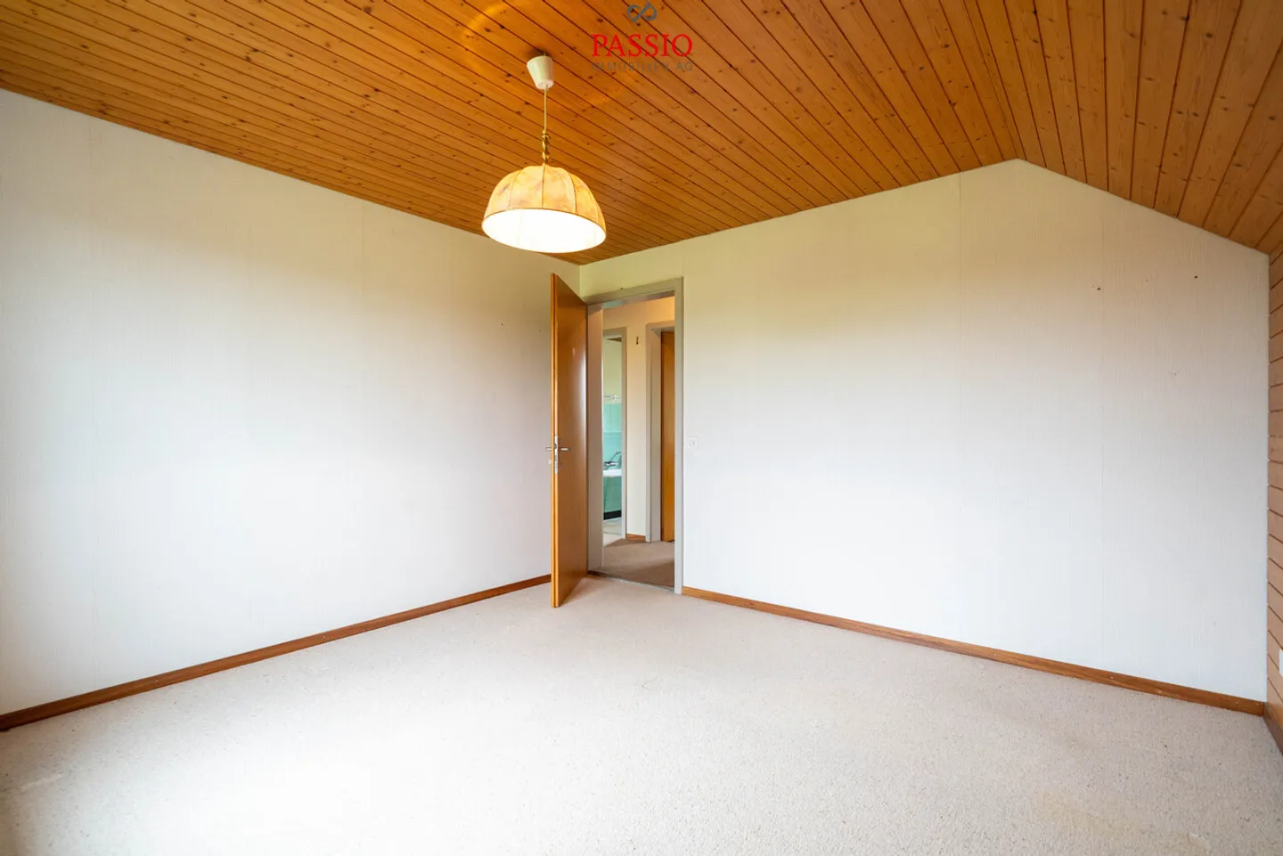 5.5-Room Semi-Detached House with Alpine View and Large Plot - Photo 18 of 28