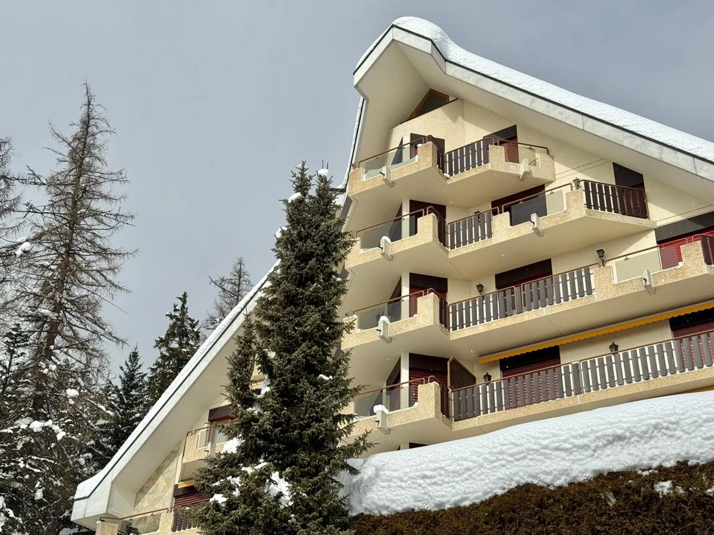 Exceptional Ski-in/Ski-out Apartment - Photo 12 of 13