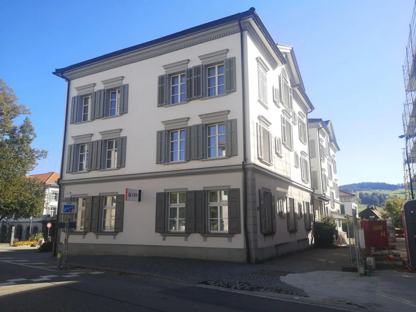 Repräsentative Geschäftsräume im Herzen von Heiden - Foto 2 von 14