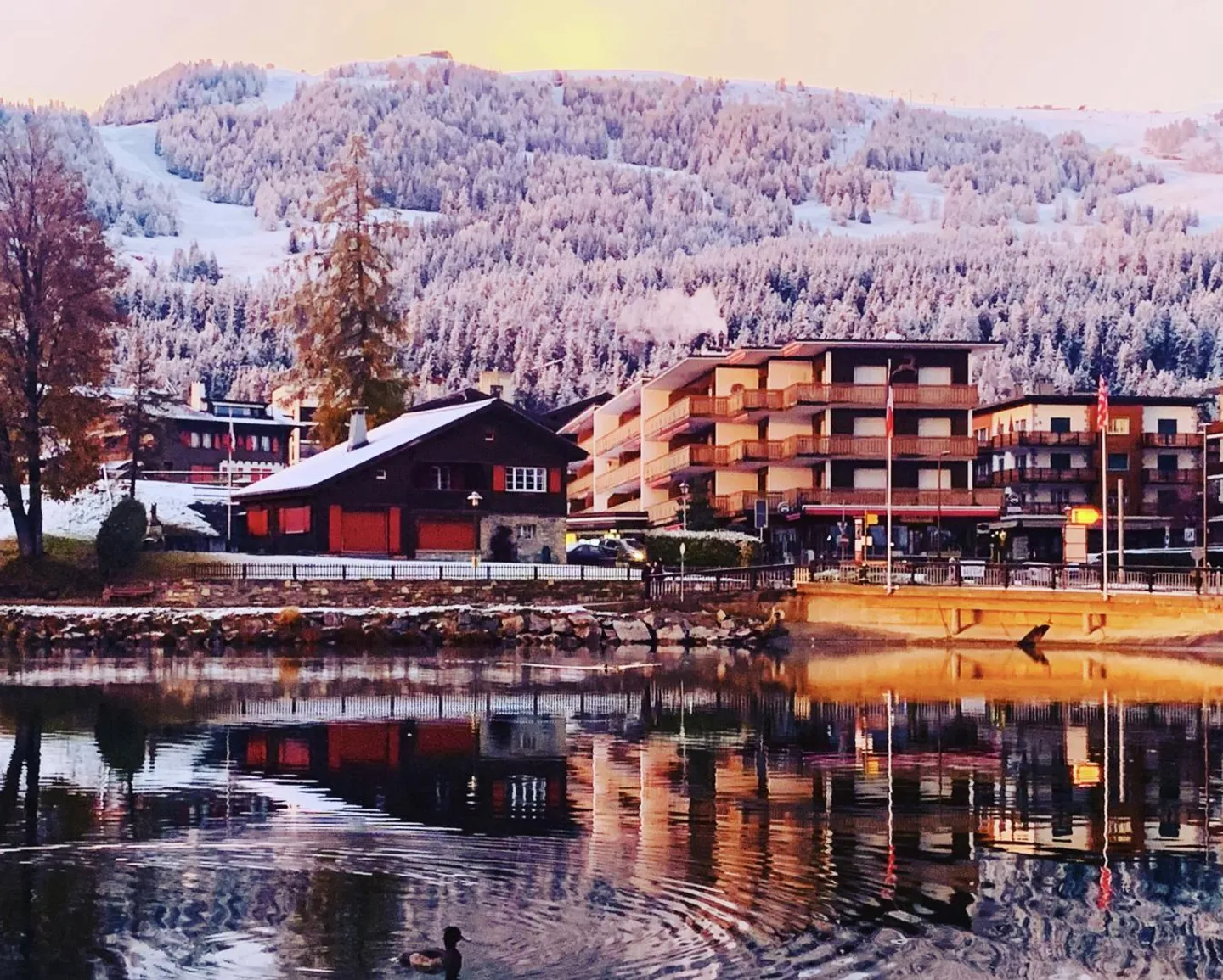 Hervorragende Gewerbefläche in Crans - Foto 2 von 2