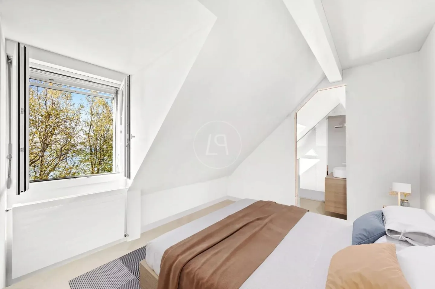 Penthouse exclusif en première ligne au cœur de St-Prex - Photo 12 sur 13