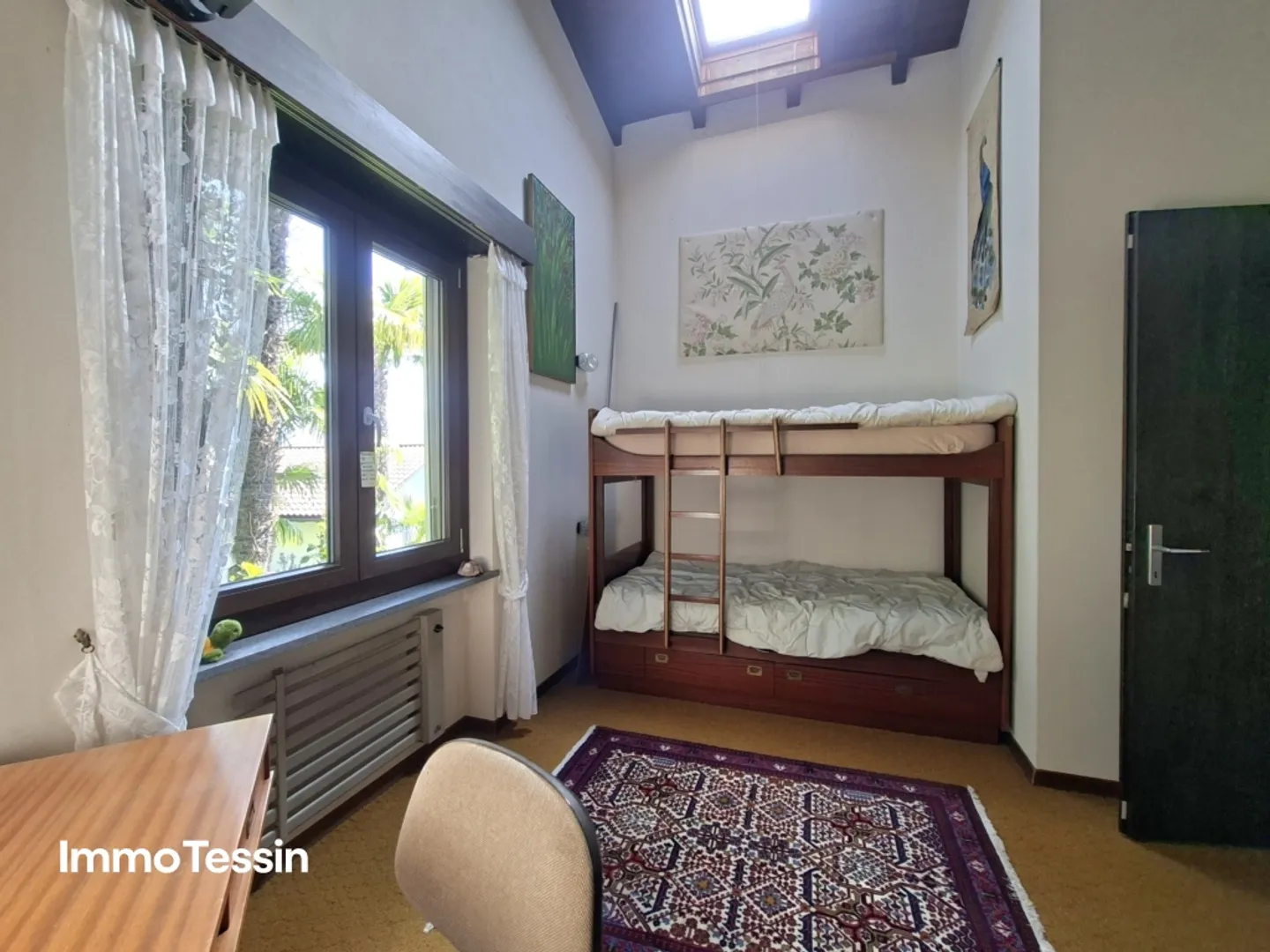 OPPORTUNITÀ: Casa con 2 appartamenti in una posizione ambita con vista mozzafiato sul Lago Maggiore - Foto 11 di 13