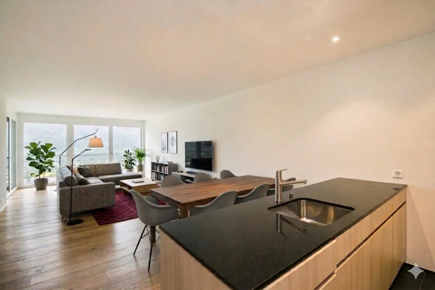 Exklusive 3.5-Zimmerwohnung - Foto 2 von 8