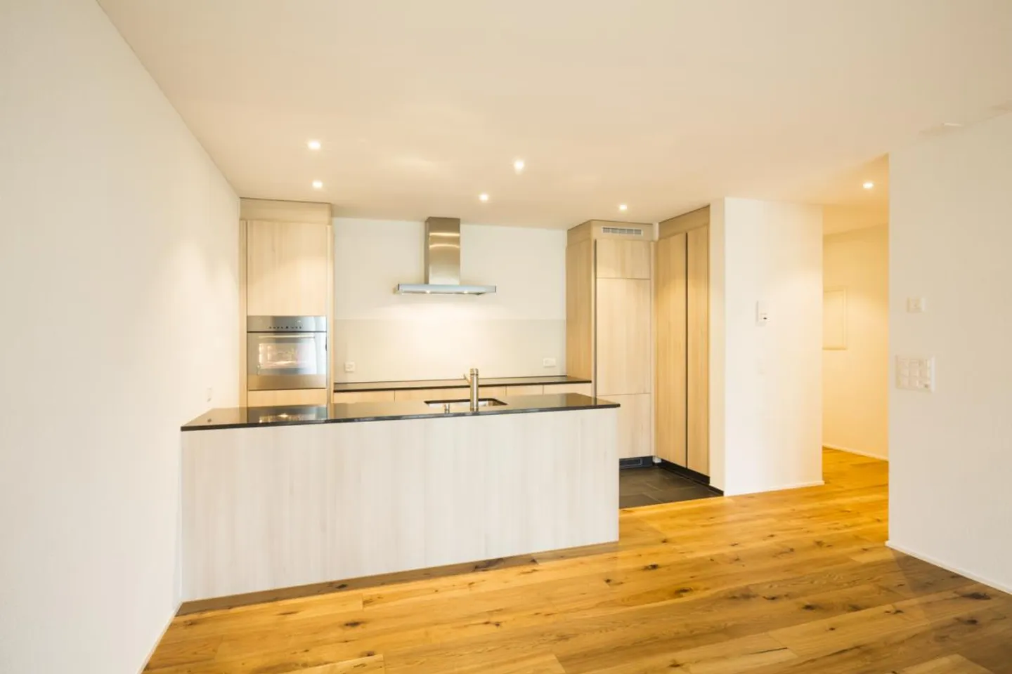 Exklusive 3.5-Zimmerwohnung - Foto 3 von 8