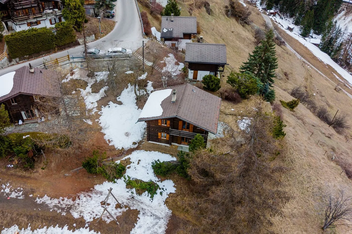 Extraordinary location on one of the rare flat plots in St-Luc! Breathtaking, unobstructed view. - Photo 15 of 18