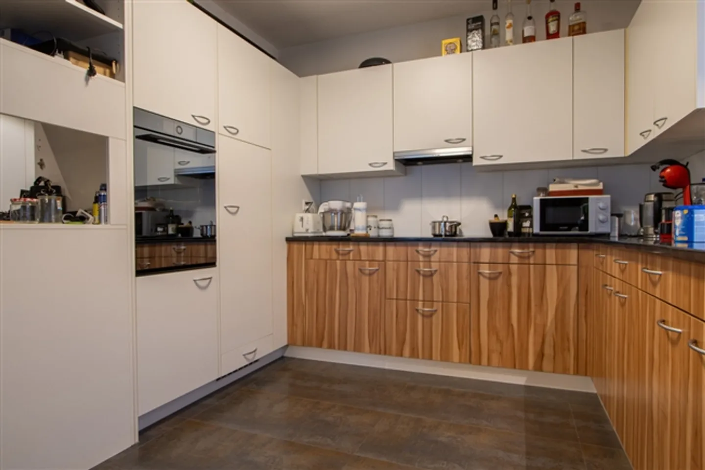 Appartement de 3,5 pièces au rez-de-chaussée - Jardin à usage commun - Photo 2 sur 9