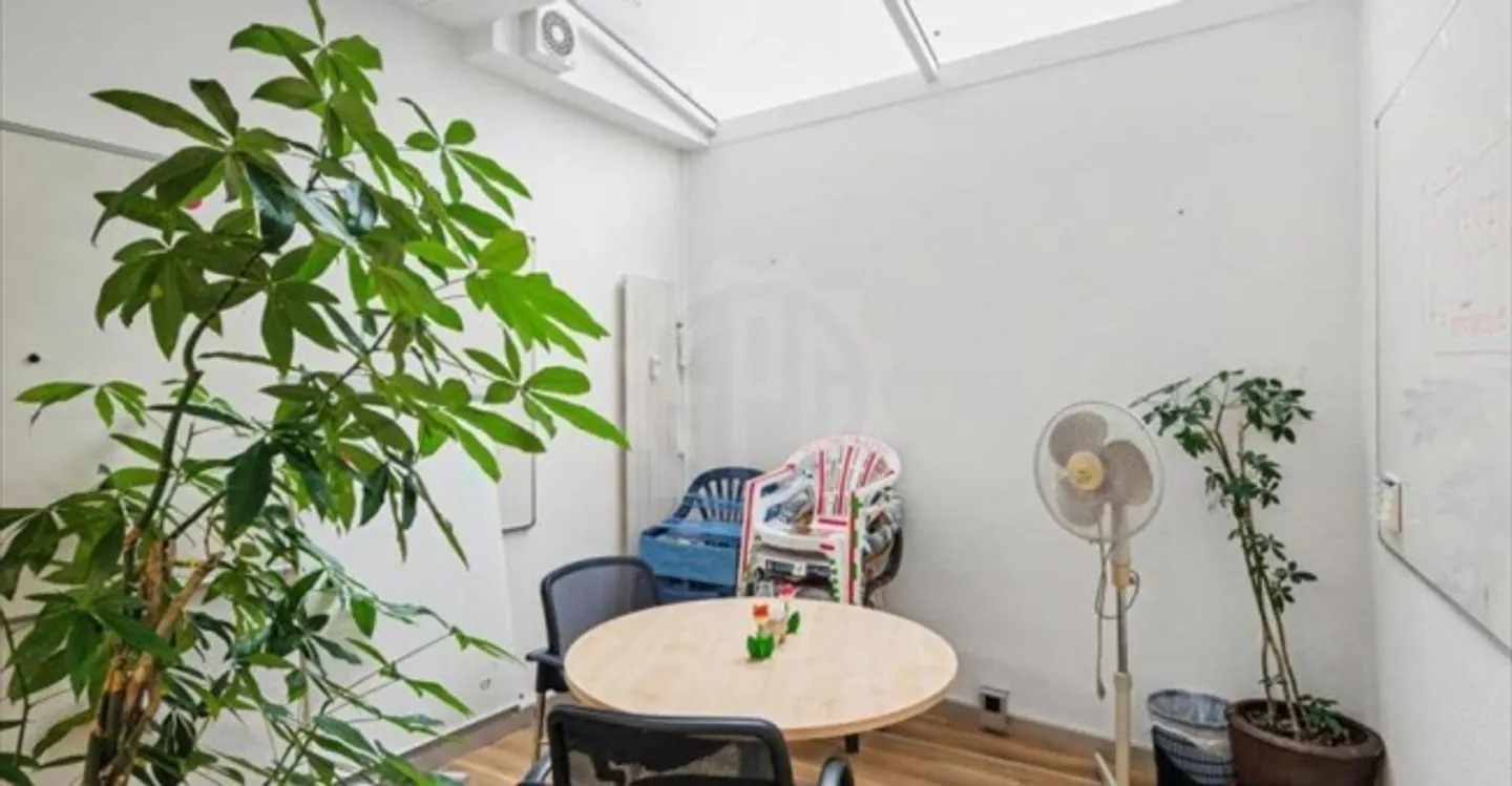 Spazio ufficio in affitto - Foto 7 di 7