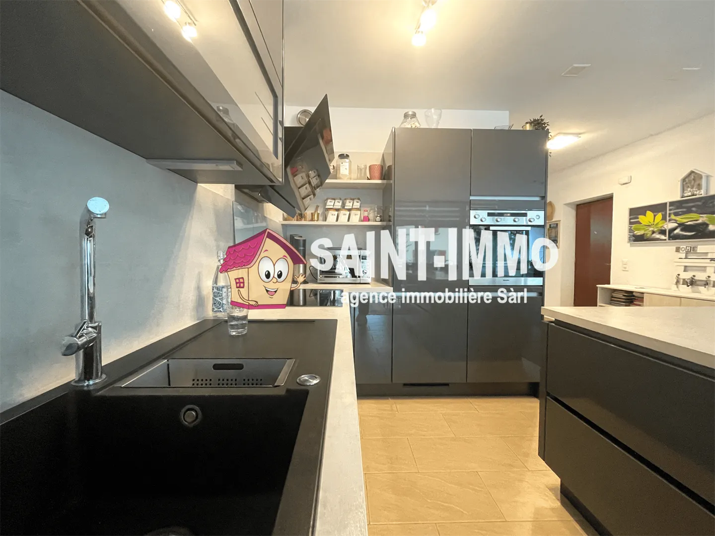 NUOVO PREZZO - Bellissimo appartamento pronto da abitare con 3.5 stanze (83 m2) e grande balcone e giardino comune - Foto 6 di 13