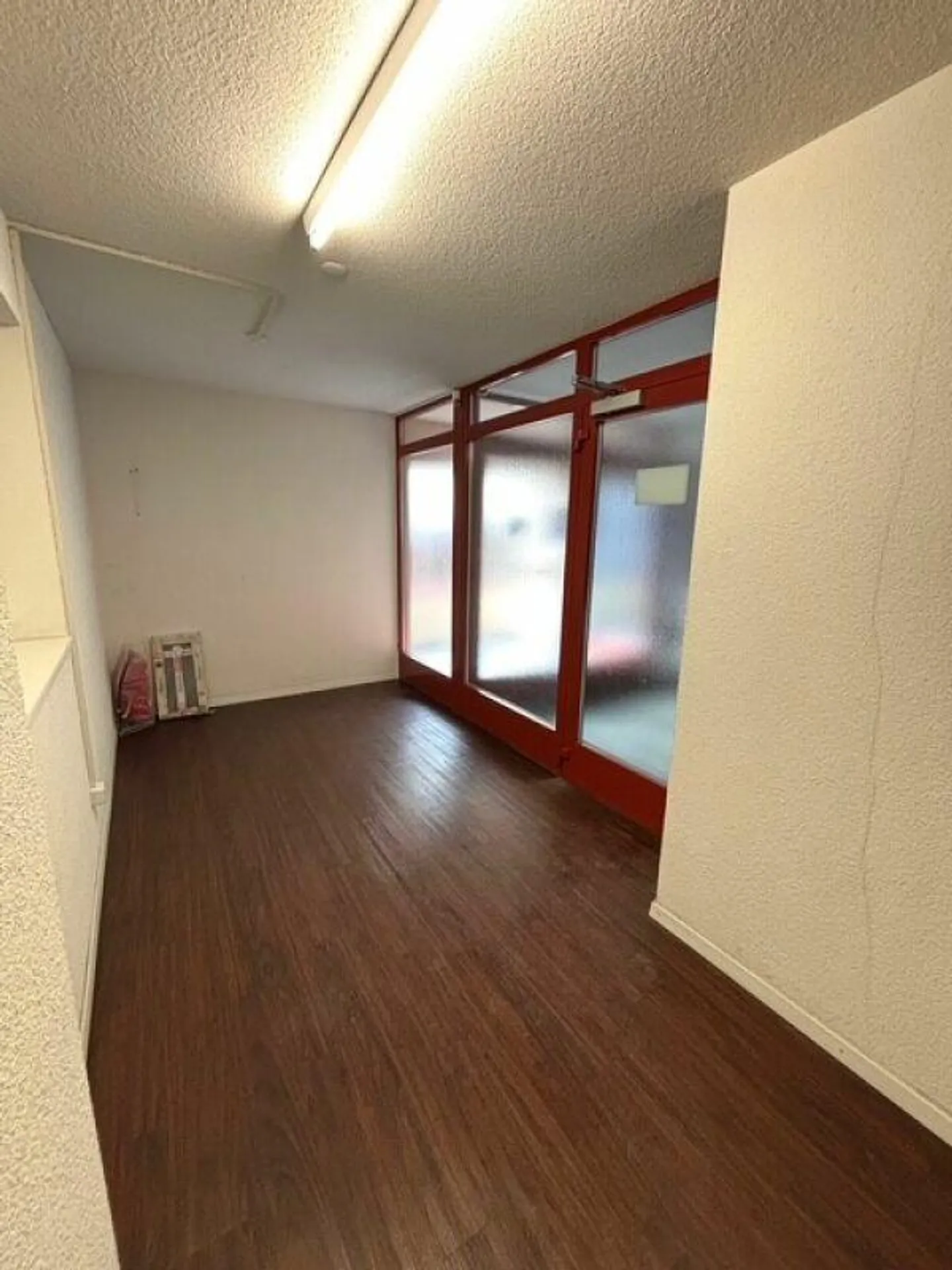 Spazi ufficio pratici vicino alla stazione di Seewen - Foto 3 di 8