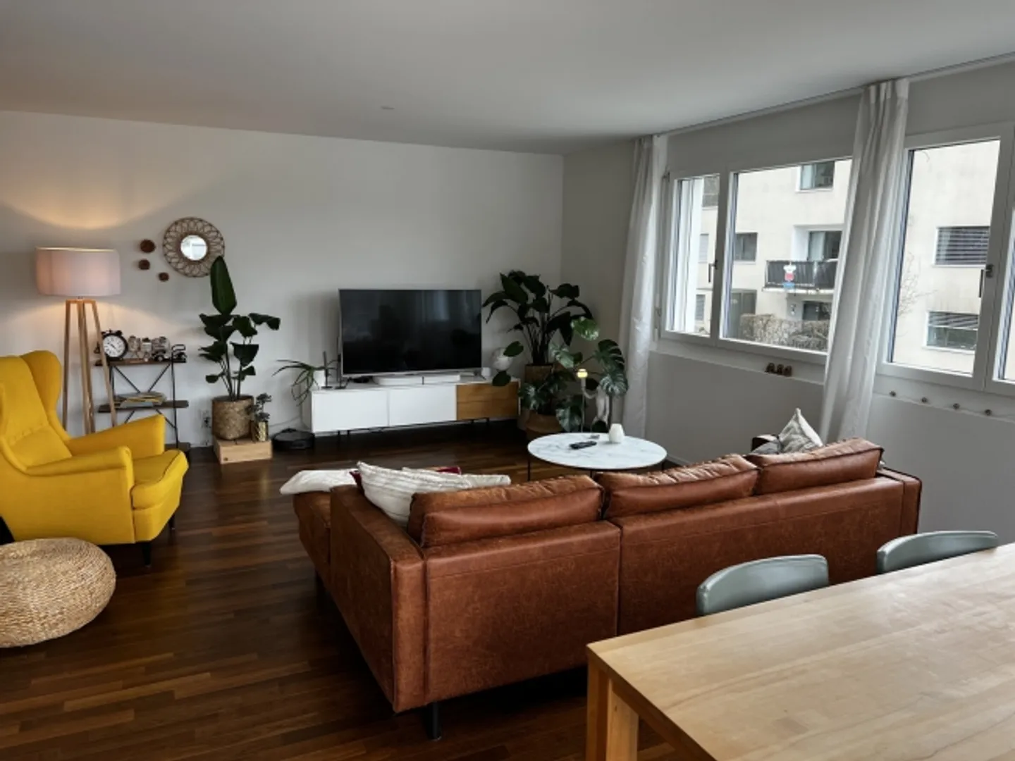 «2½ ZIMMER-ATTIKAWOHNUNG IN BADEN (AG), MÖBLIERT, TEMPORÄR» - Foto 1 von 8