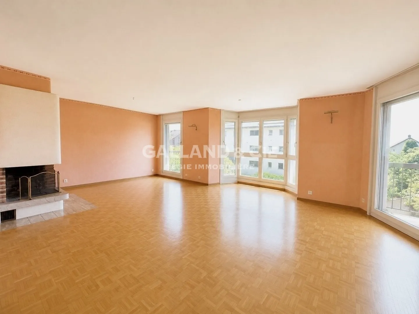 Bel appartement lumineux - Photo 1 sur 13