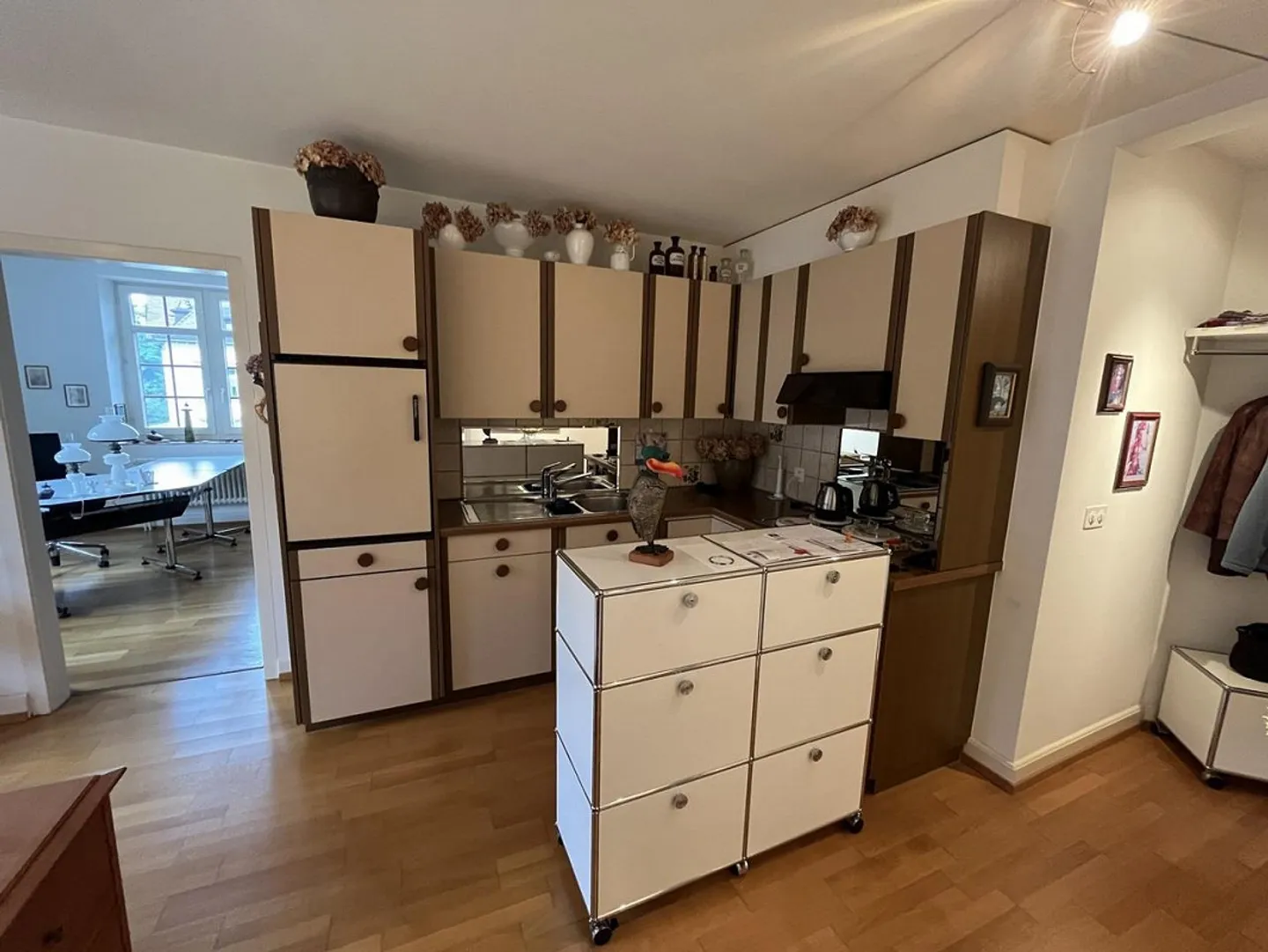 Two well-maintained apartments with long-term tenants - in building rights - Photo 6 of 10