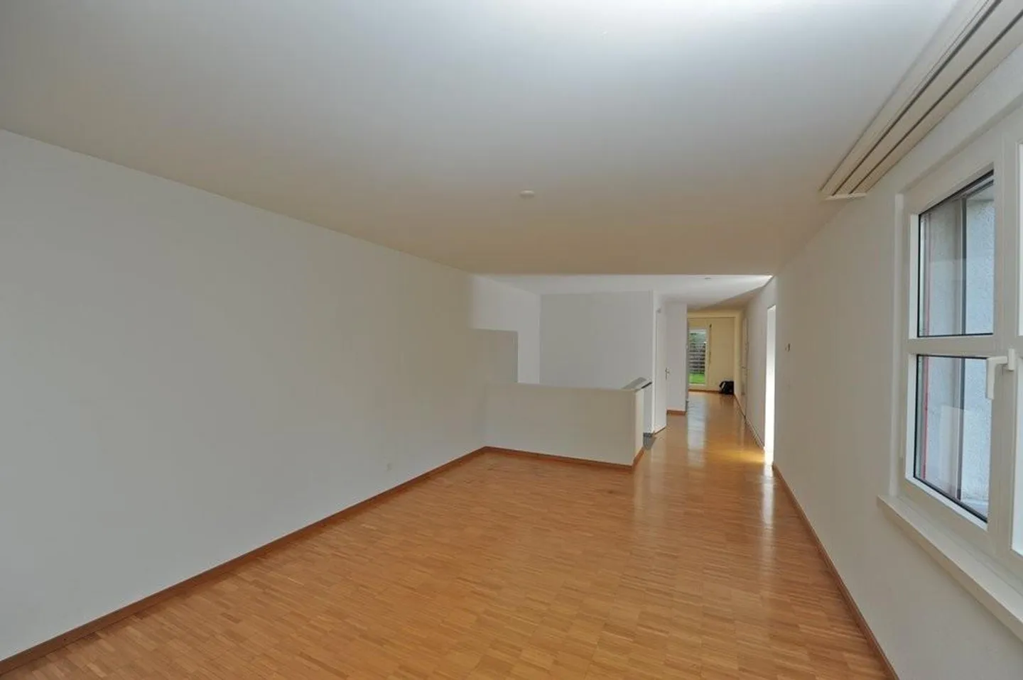 Appartement en maisonette avec coin jardin dans un endroit calme - Photo 5 sur 7