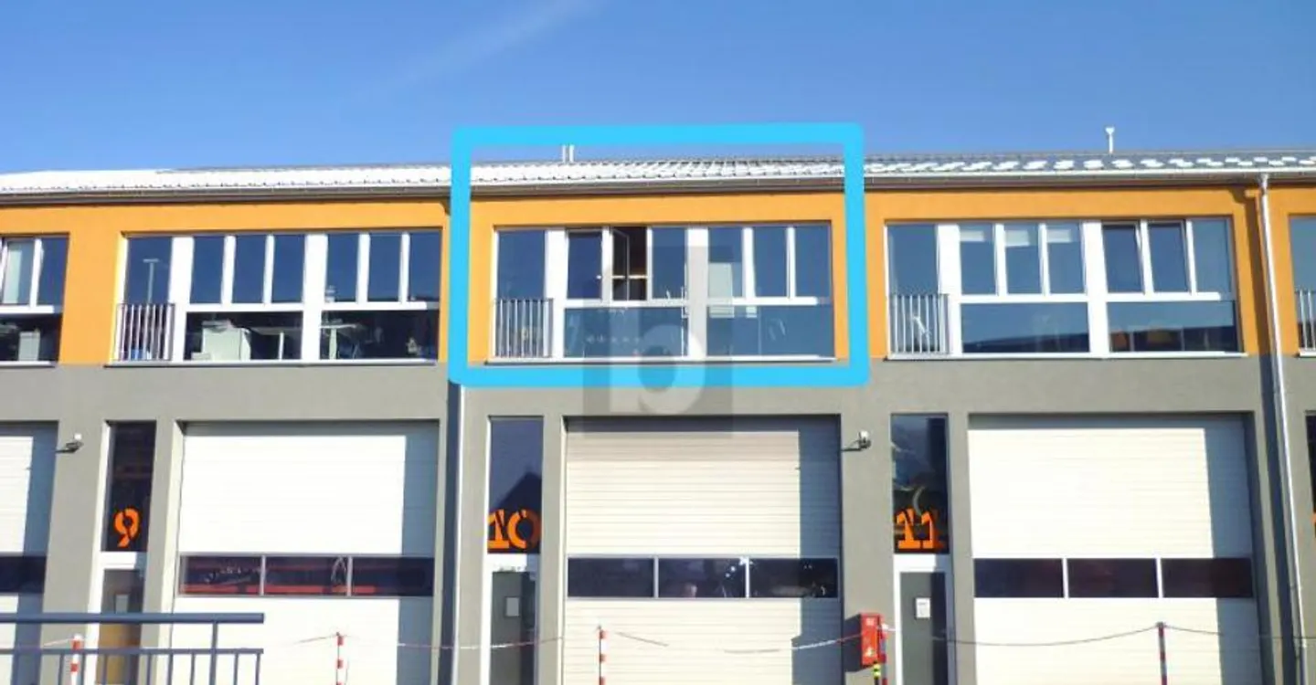 MODERNER HELLER RAUM + MEZZANINE! - Foto 1 von 6