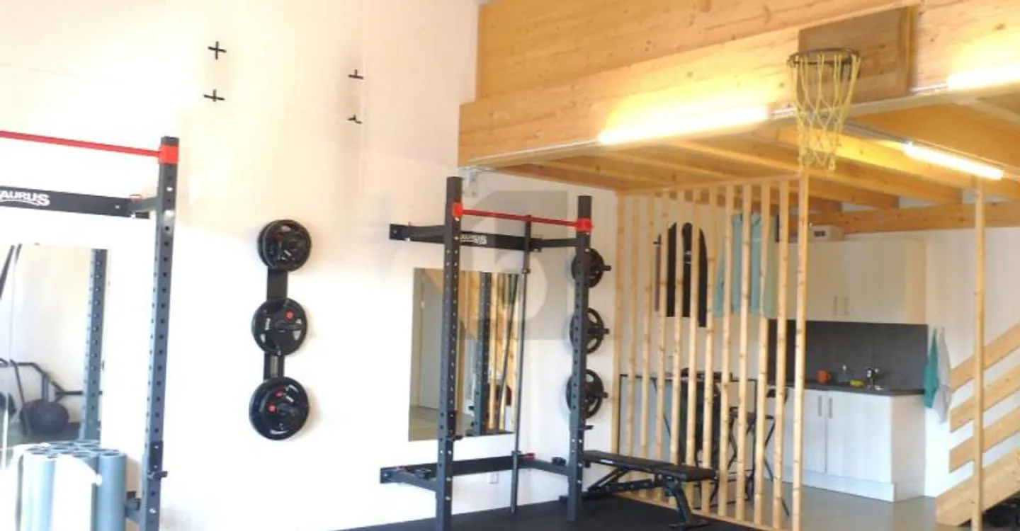 MODERNER HELLER RAUM + MEZZANINE! - Foto 2 von 6