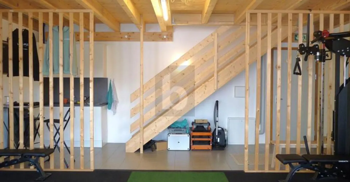 MODERNER HELLER RAUM + MEZZANINE! - Foto 3 von 6