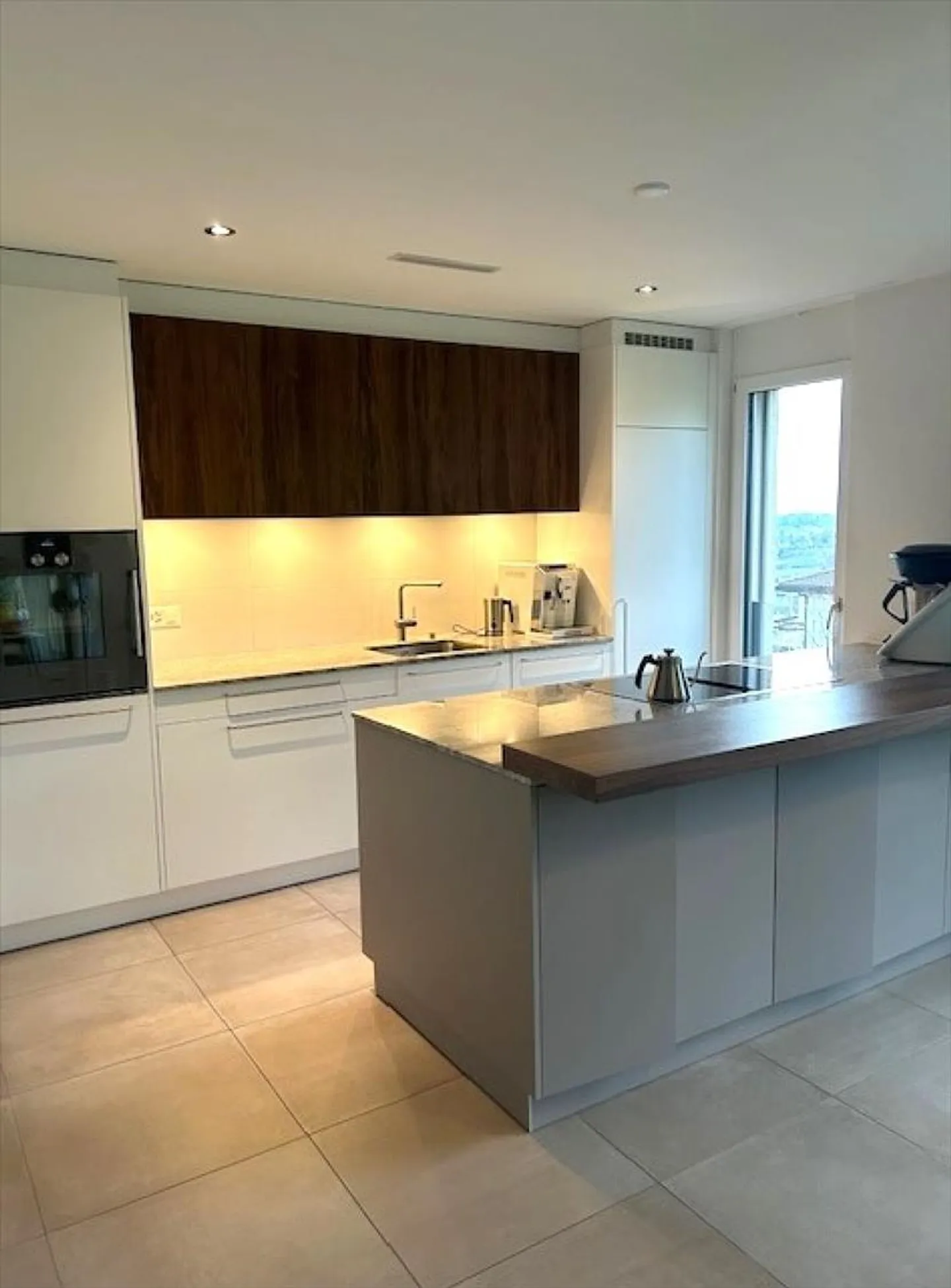 Unbedingt entdecken?! 4,5-Zimmer-Wohnung mit Terrasse und Seeblick - Foto 2 von 7