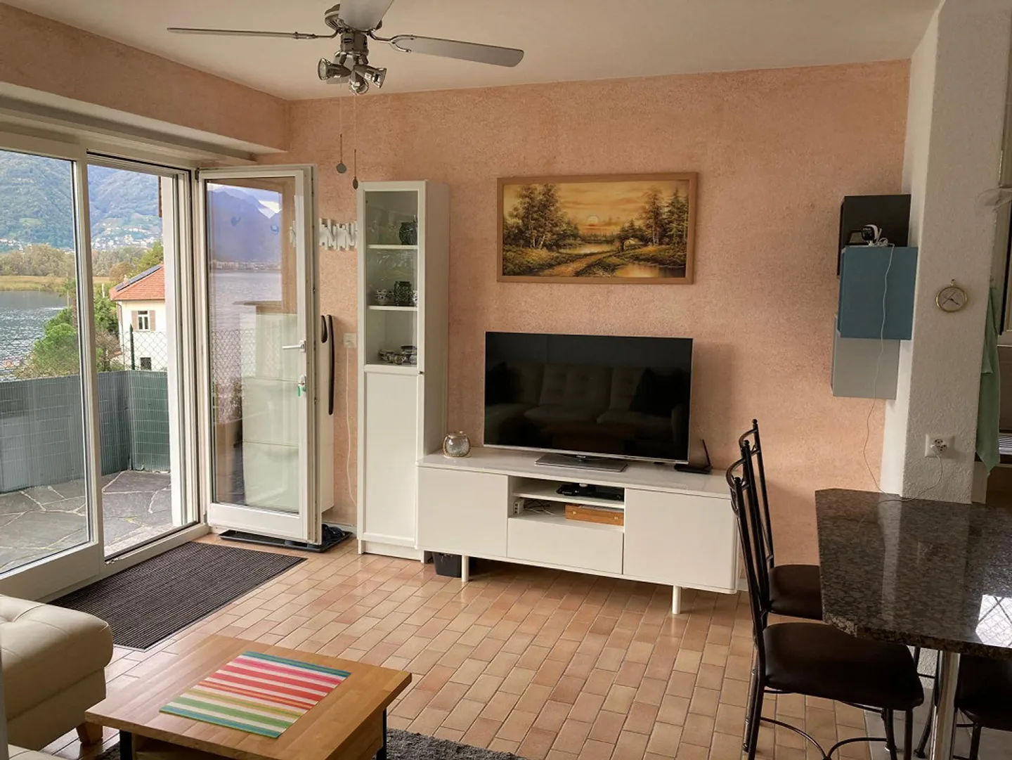Appartamento ristrutturato con 2 camere vicino al lago a Magadino - Foto 5 di 8