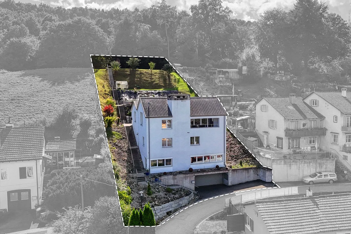 Casa unifamiliare indipendente di 8,5 stanze con appartamento e giardino paradisiaco copia - Foto 2 di 8