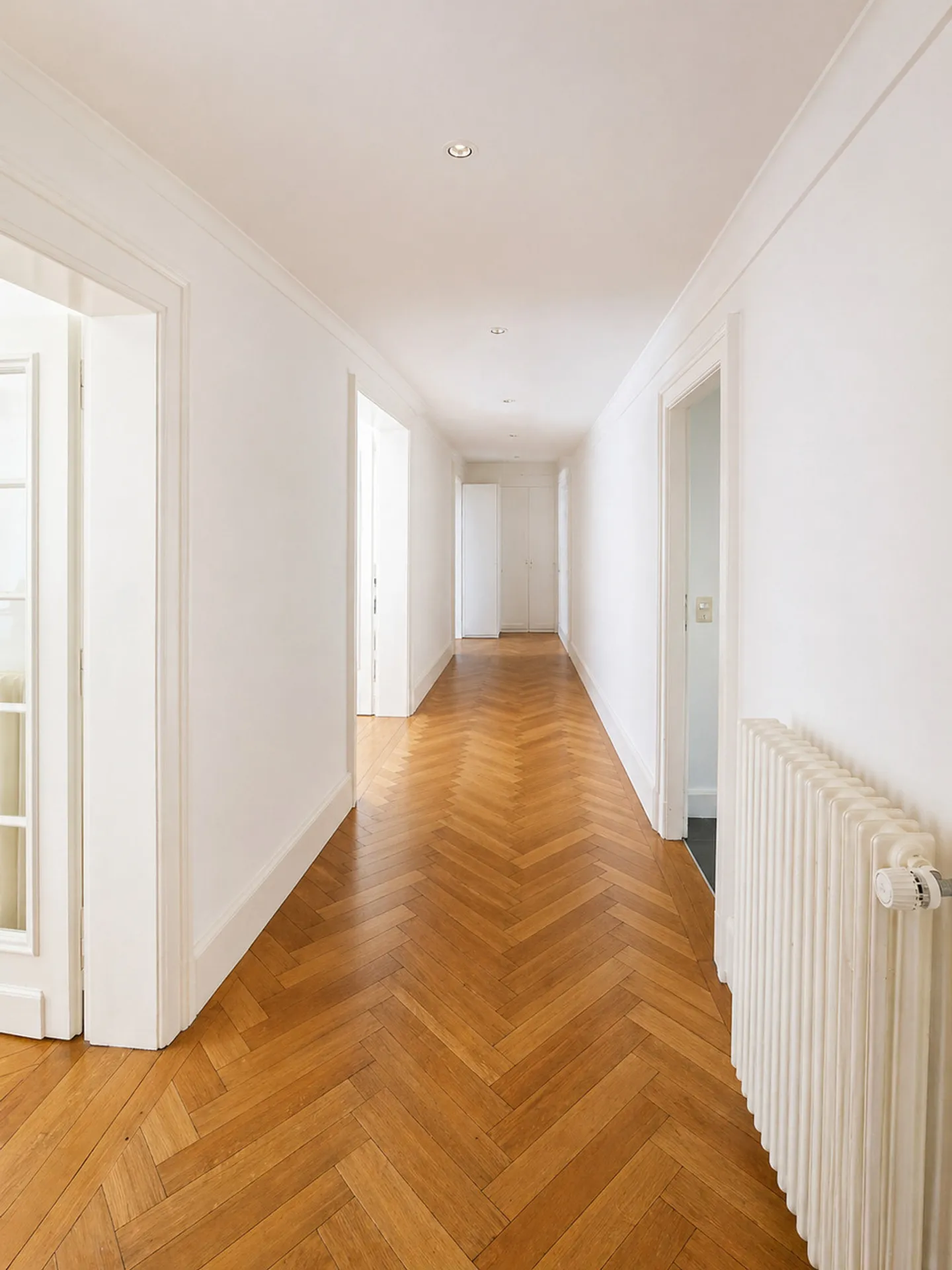 Superb 6-room apartment in the center of Lausanne - Photo 3 of 8