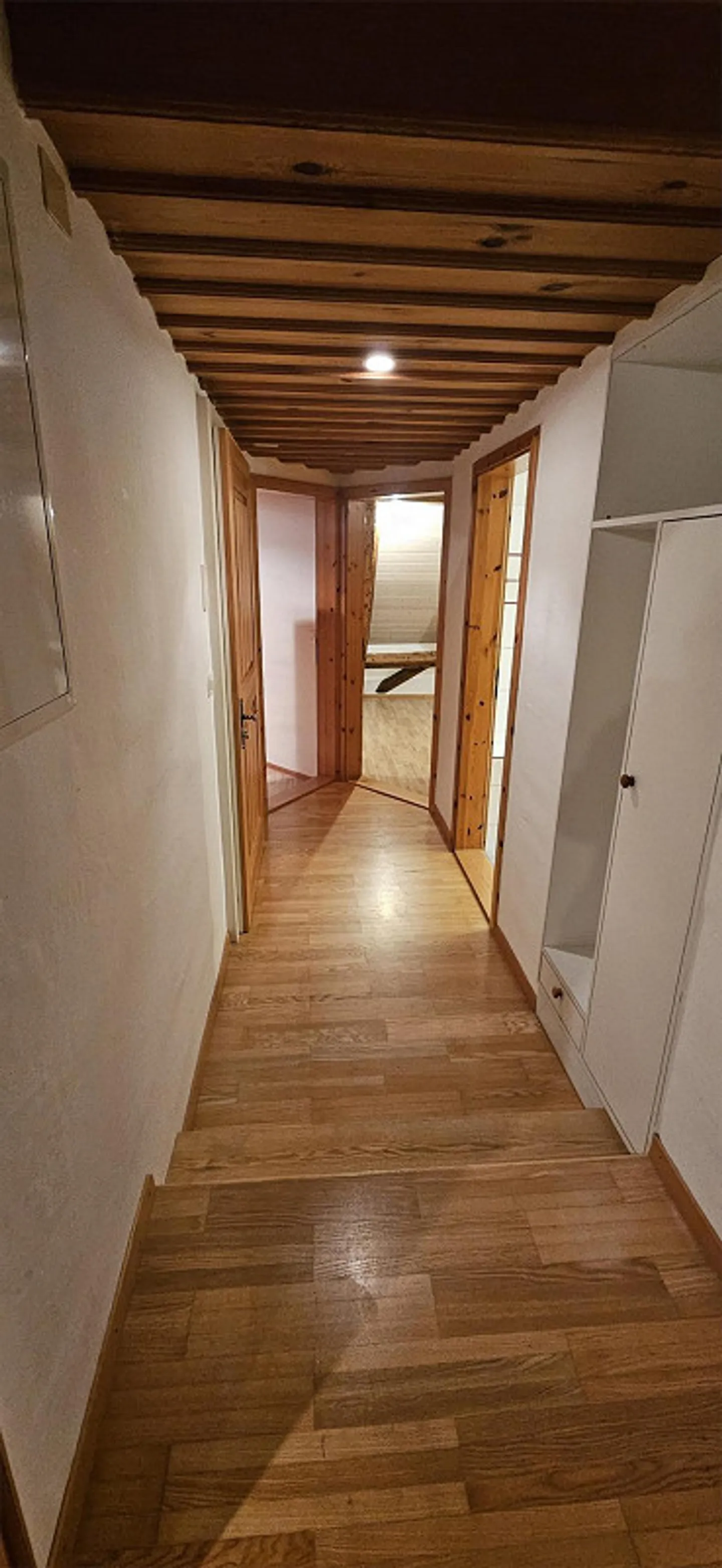 3.5-Zimmer Wohnung direkt am See - Foto 4 von 19