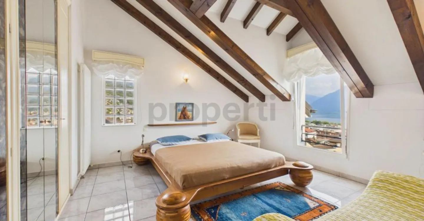 Prestigious 5.5-room penthouse with spectacular lake view - Photo 4 of 10