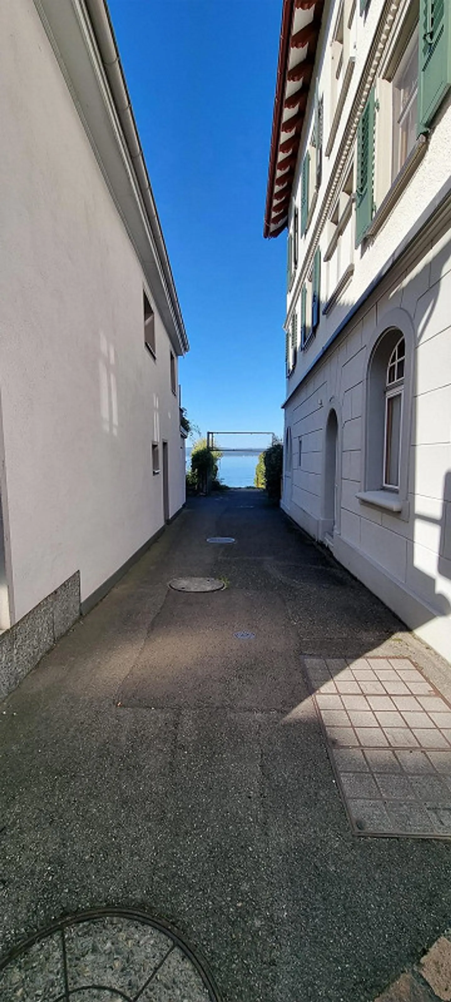 3.5-Zimmer Wohnung direkt am See - Foto 1 von 19