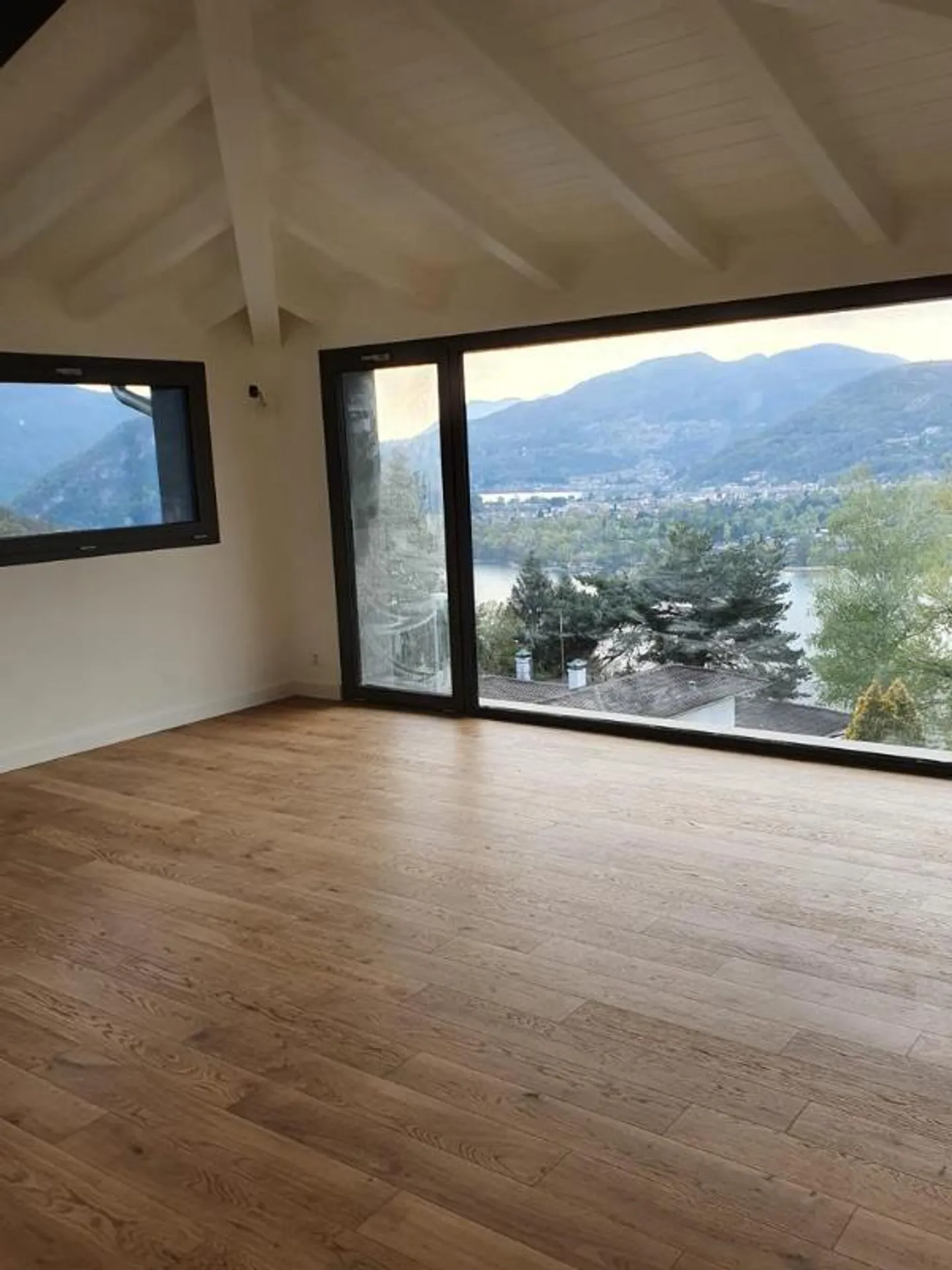 Villa in vendita - Foto 3 di 4