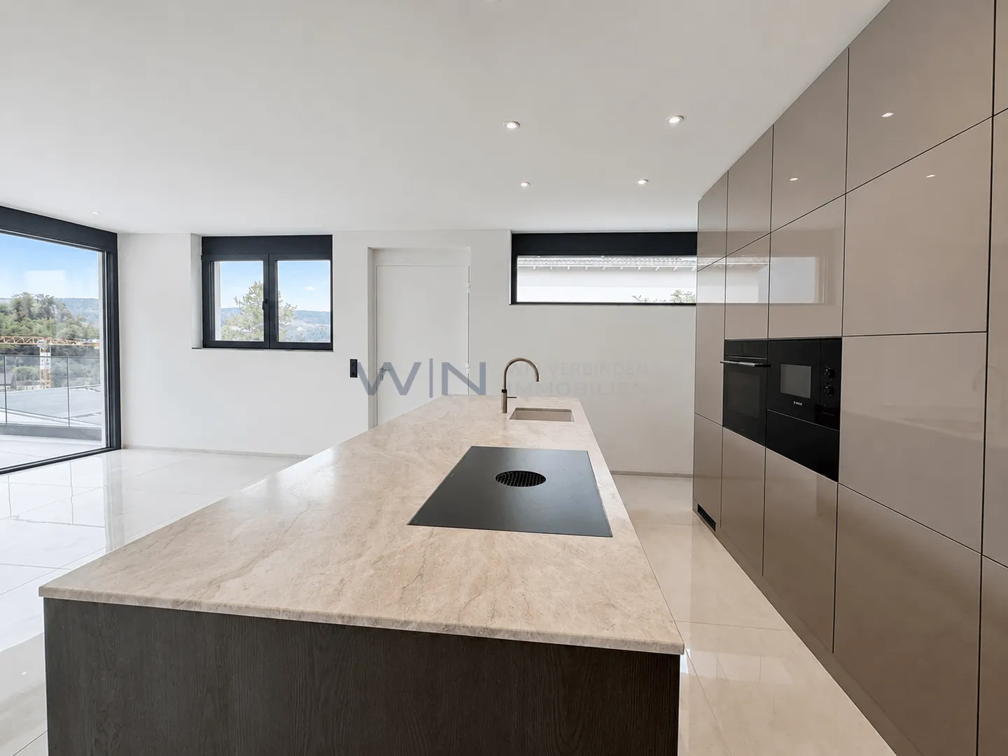 Semi-Detached House 5.5 Rooms - Photo 4 of 13