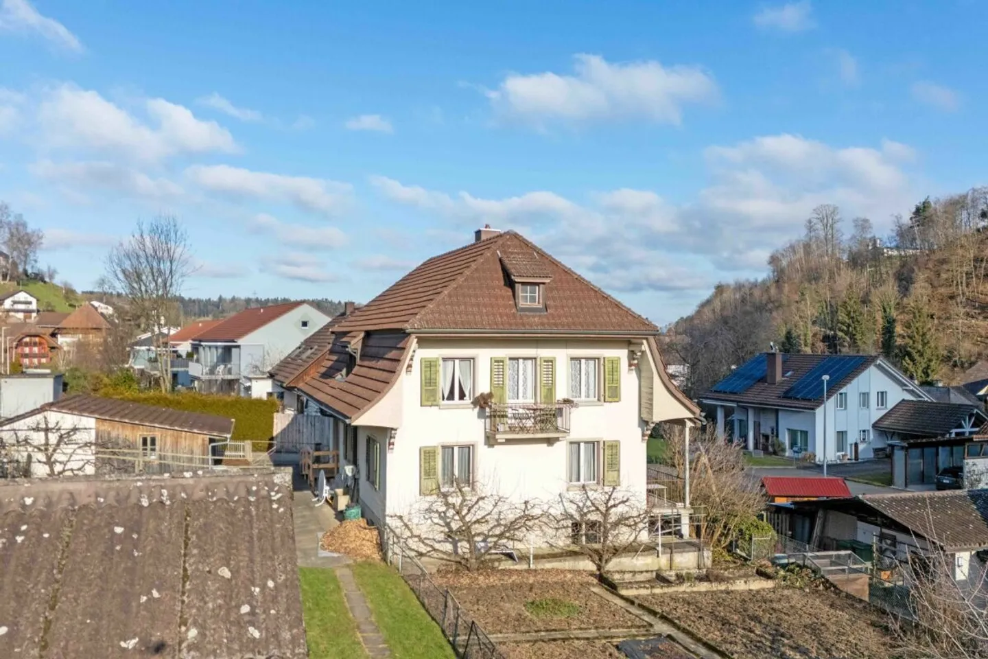 Vivere con prospettiva: casa bifamiliare bernese con riserva di terreno opzionale di circa 750 m² (W3) - Foto 28 di 31