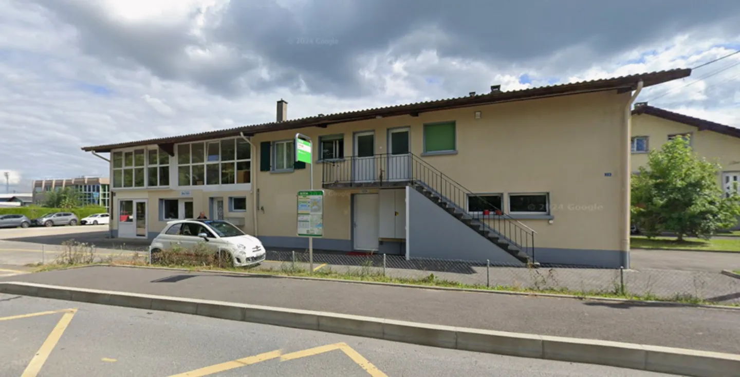 Helles 2.5-Zimmer-Wohnung im 1. Stock - Foto 1 von 6