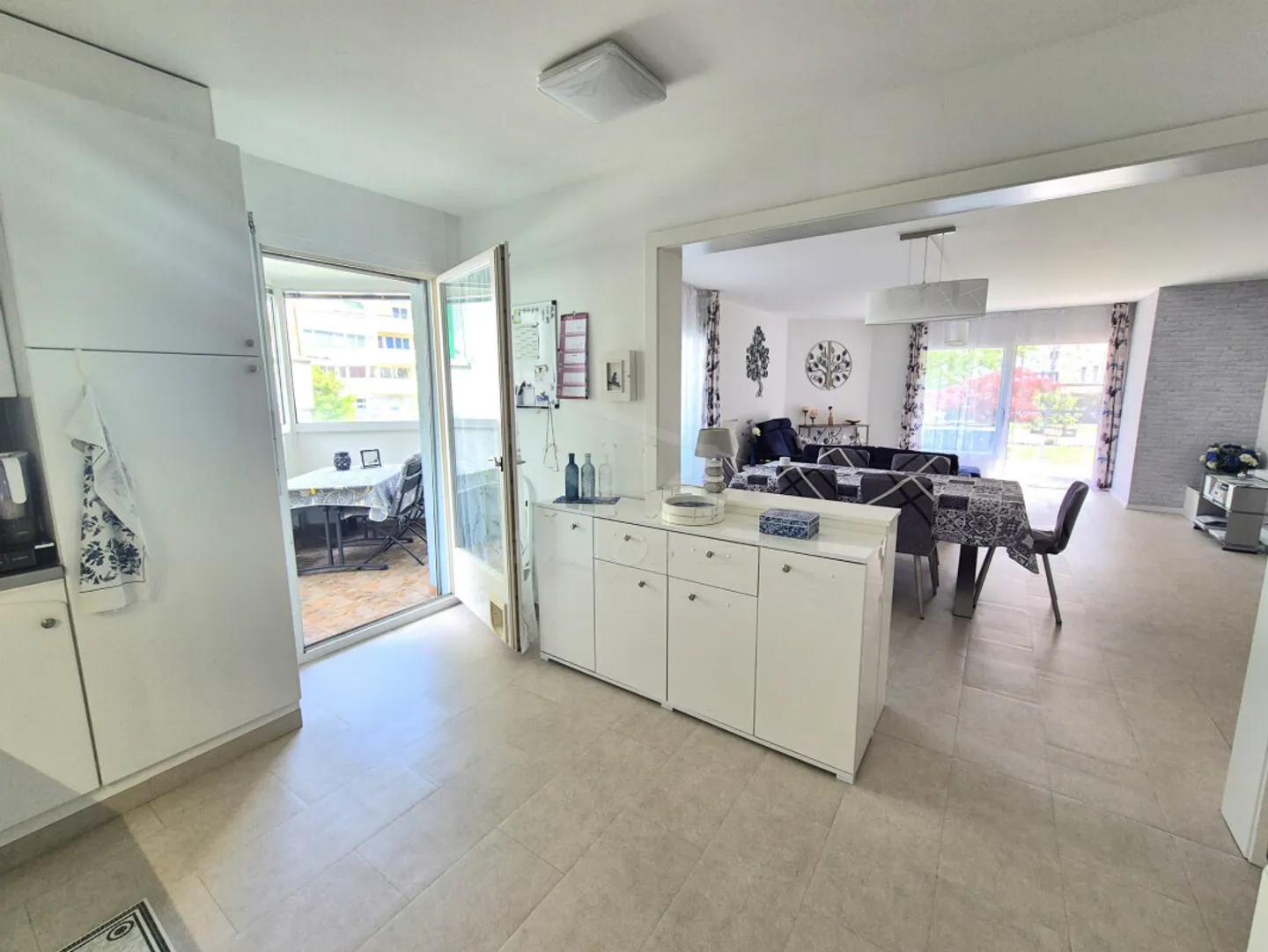 Magnifico! Spazioso appartamento di 4,5 locali con veranda, terrazza e giardino - Foto 5 di 13