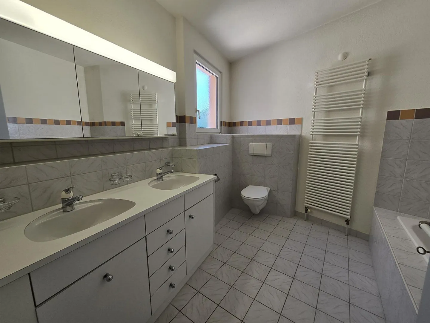 Appartement lumineux avec deux balcons - calme et familial - Photo 11 sur 11