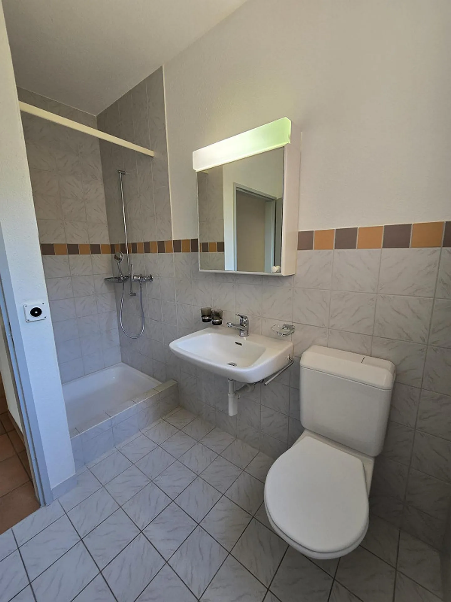Appartement lumineux avec deux balcons - calme et familial - Photo 10 sur 11