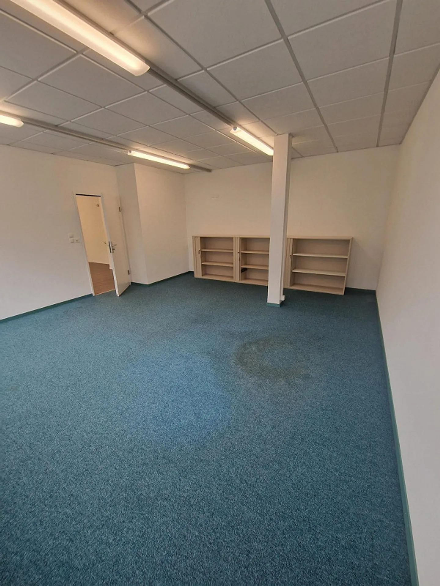 Ufficio di 70m2 al piano terra - Foto 3 di 9