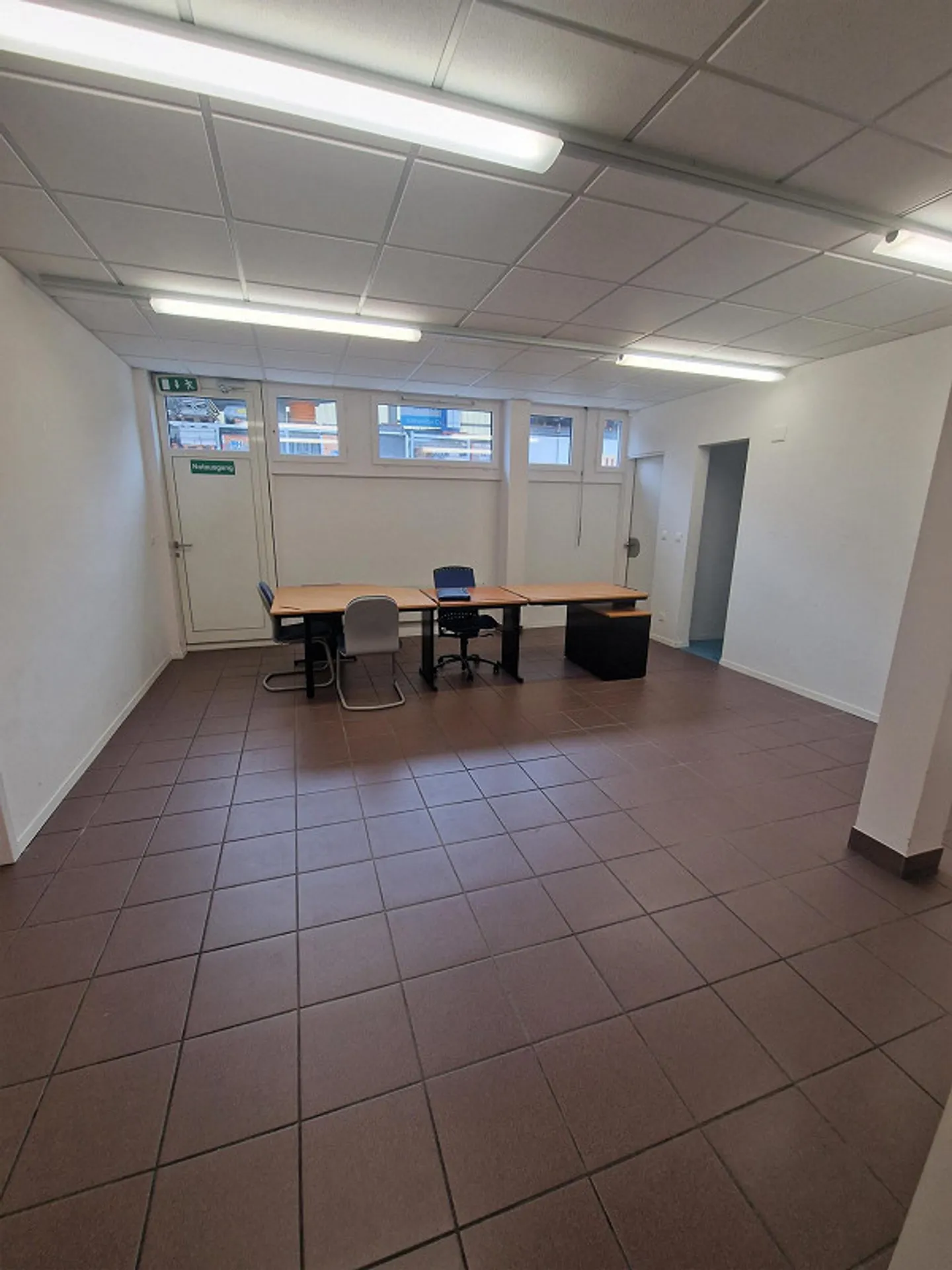 Ufficio di 70m2 al piano terra - Foto 6 di 9